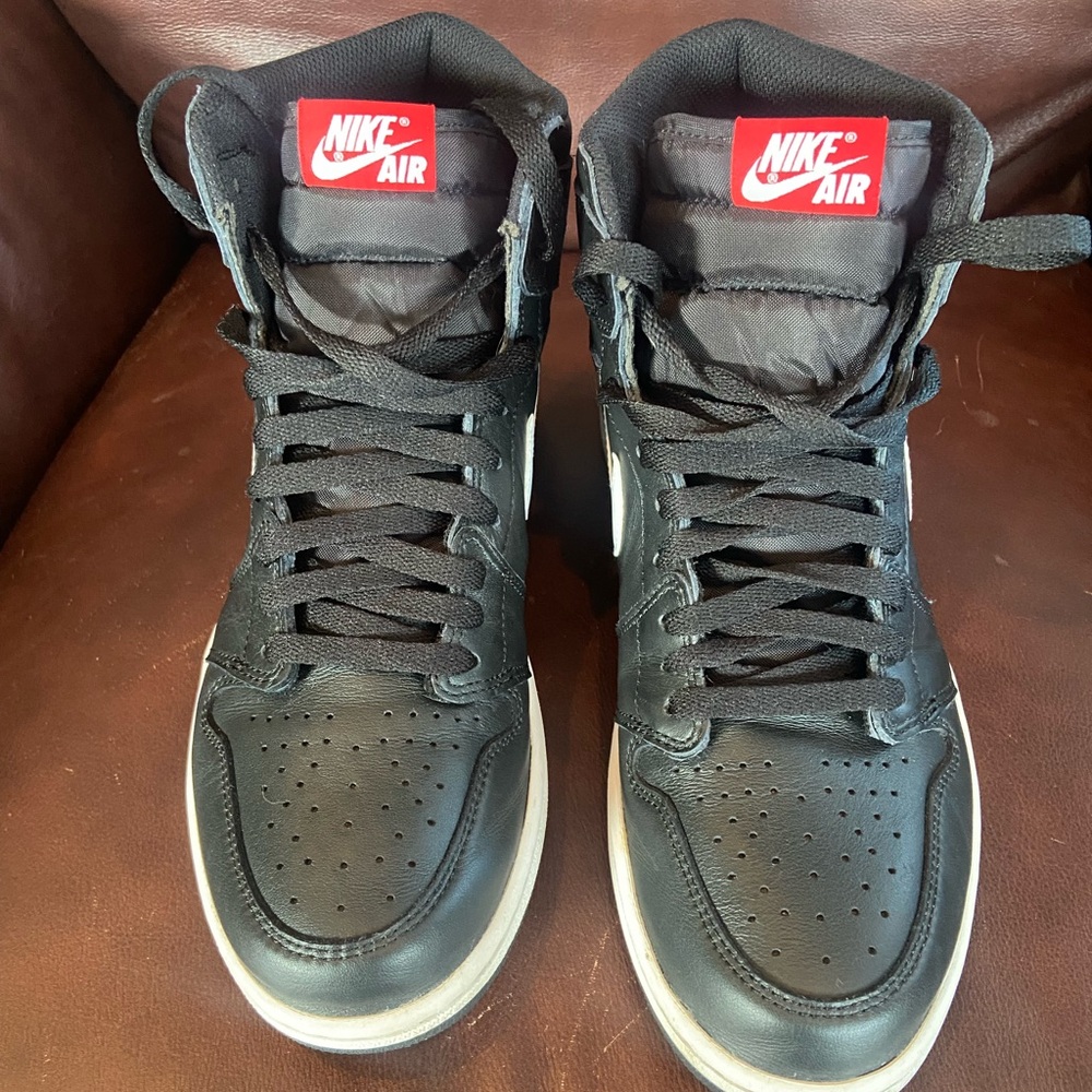 Jordan 1 Black & White high tops